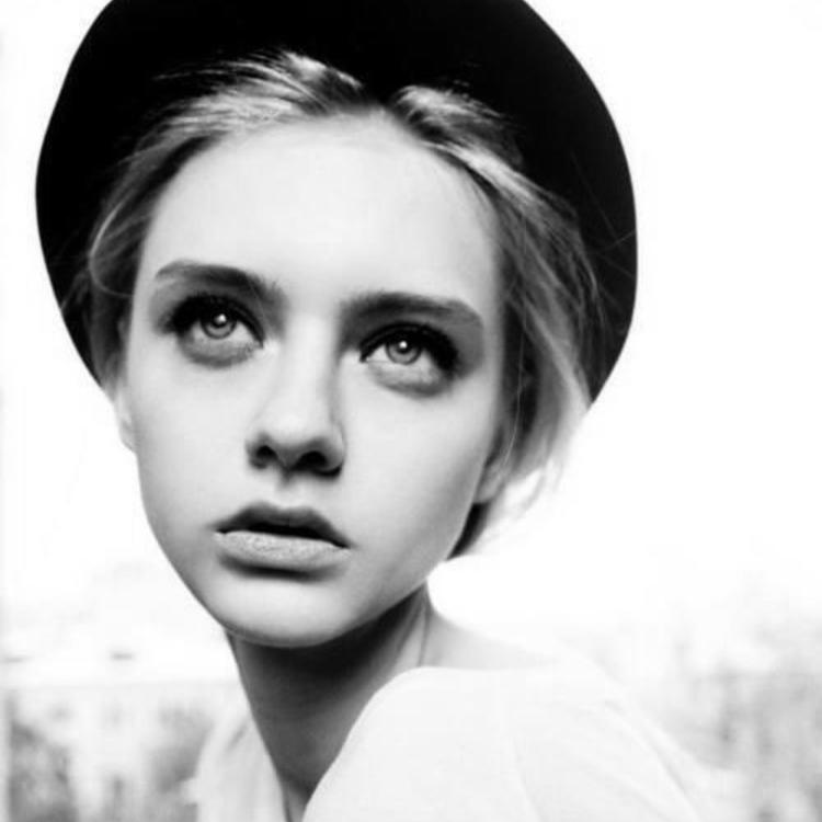 6686体育初级作者卿愿与君书