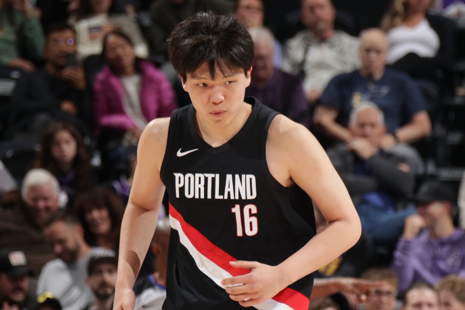 Tuoji: ฝ่ายบริหารงงกับข้อกล่าวหาของแฟนๆ ชาวจีนต่อ Yang Hansen และ Sharp ก็ใช้เวลาศึกษาเรื่องนี้อยู่นานเช่นกัน