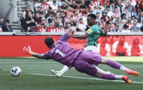 เบรนท์ฟอร์ด vs นิวคาสเซิ่ล ยูไนเต็ด