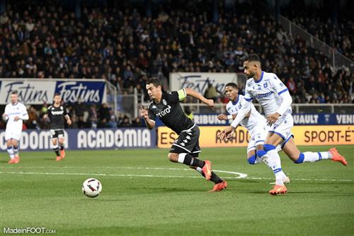 โอแซร์ vs โมนาโก