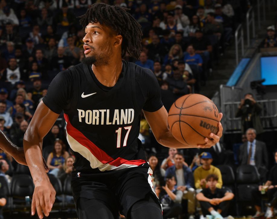 ไฮซีซั่นใหม่! ชาร์ปทำ 35 แต้มใน 30 นาที ห่างจากจุดสูงสุดในอาชีพของเขาเพียง 2 แต้ม