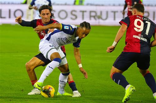 กาญารี่ vs เฮลลาส เวโรน่า