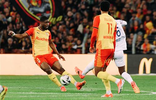 ผลงานที่ผ่านมา เลนส์ vs แคลร์มงต์